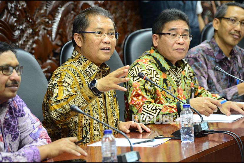 Lintas Ekonomi dan Bisnis | Republika Online