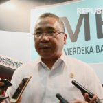 Menteri Desa Pembangunan Daerah Tertinggal dan Transmigrasi Eko Putro Sandjojo