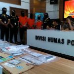 Kelompok penebar hate speech dan hoax di media sosial, Saracen, dipublikasikan dalam jumpa pers di Mabes Polri.