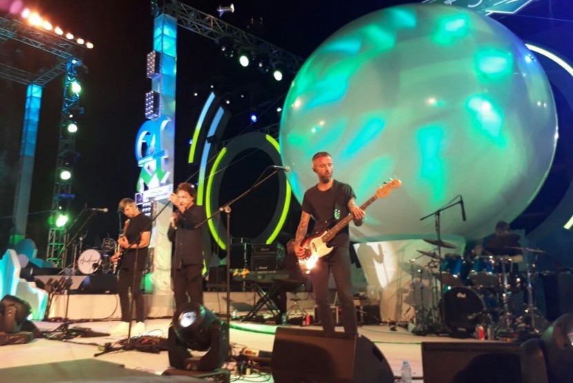 MEW tampil pada Soundrenaline 2017 di Garuda Wisnu Kencana (GWK), Sabtu (9/9) malam.