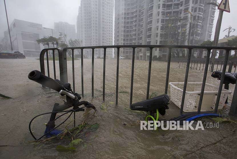Badai Mangkhut Mendekati China | Republika Online