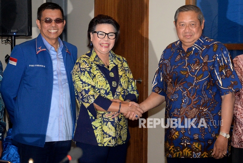 KPK Sambangi Partai Demokrat | Republika Online
