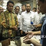 Lintas Ekbis: Mentan Larang Pengusaha Naikkan Harga Beras