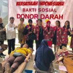 Persaudaraan Istri Anggota (PIA) DPR RI merayakan peringatan HUT ke-73 DPR dengan menyelenggarakan bakti sosial donor darah serta mengunjungi pengungsi korban gempa di Lombok.