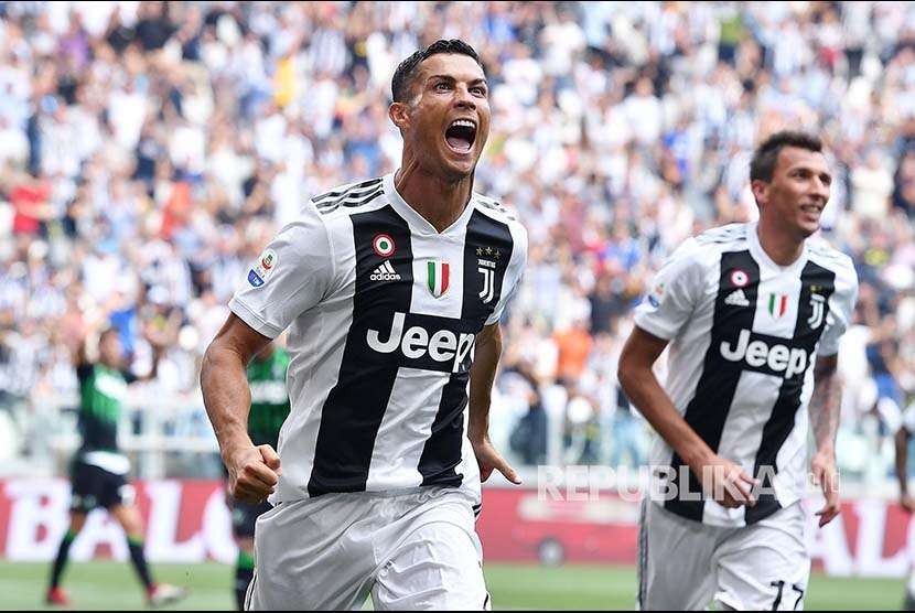 Ronaldo Pecah Telur, Cetak Dua Gol Sassuolo