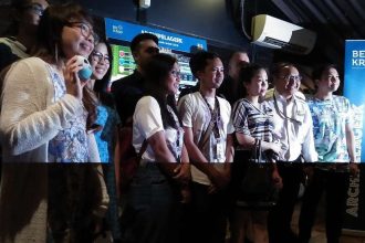 Badan Ekonomi Kreatif berupaya mendukung pengembang gim lokal untuk mengikuti perhelatan gim internasional terbesar di dunia, khususnya di kawasan Asia yakni Tokyo Game Show 2018. Ada tujuh pengembang lokal yang diikutkan dalam Tokyo Game Show 2018.  Ketujuh pengembang itu antara lain nantinya, antara lain adalah AGATE, Megaxus, SEMISOFT, Lentera Nusantara Studio, Wisageni, Melon Gaming, dan Studio Namaapa.