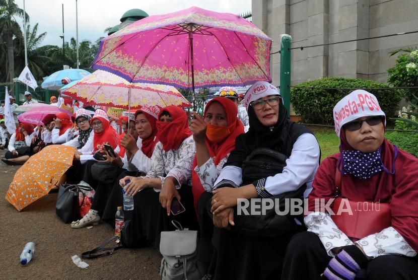 Sejumlah guru honorer menggelar aksi (ilustrasi)
