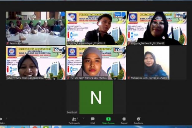 Dosen Prodi Bahasa Inggris UBSI berbagi ilmu untuk meningkatkan keahlian bahasa Inggris jamaah Majelis Ta